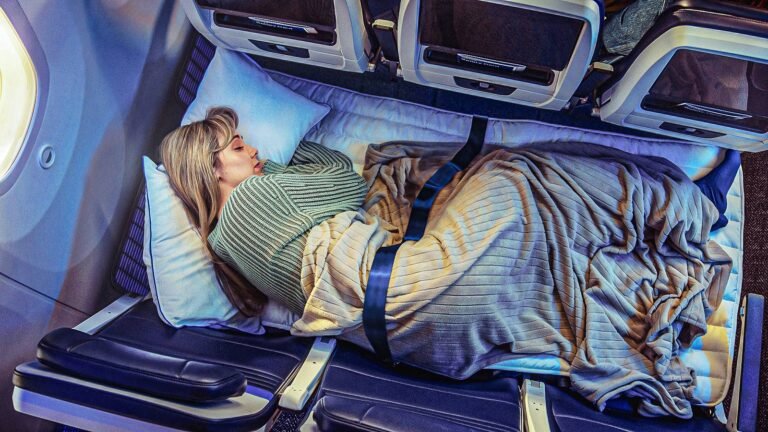 What United Airlines' New Relax Row Economy Beds Will Likely Cost On Long-Haul Flights