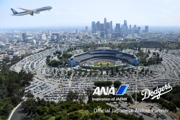 ANA and LA Dodgers team up for in-flight collectibles ANA and LA Dodgers team up for in-flight collectibles