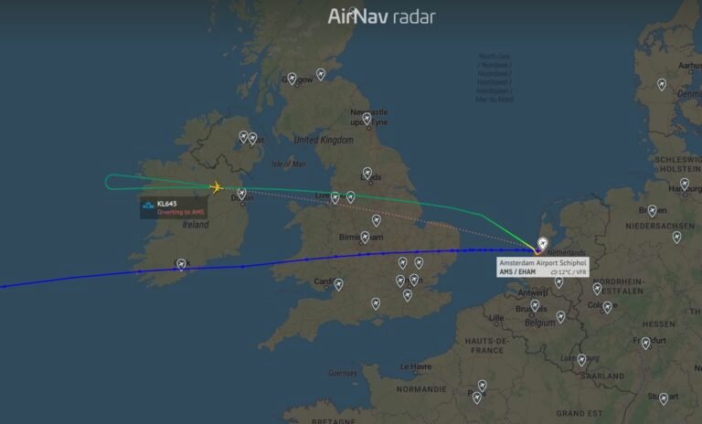 KLM flight KL643 to JFK just made a U-turn over Ireland and is returning to Amsterdam KLM flight KL643 to JFK just made a U-turn over Ireland and is returning to Amsterdam