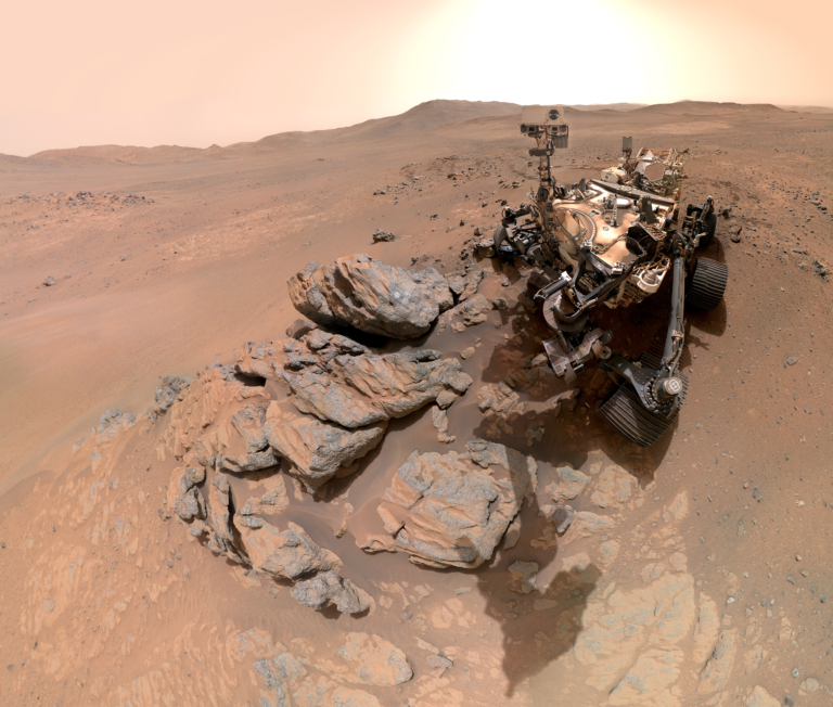 Perseverance Stuns in New Selfie NASA’s Perseverance Mars rover appears to look into the camera in this selfie. The rover is at a rocky outcrop nicknamed “Arethusa”.