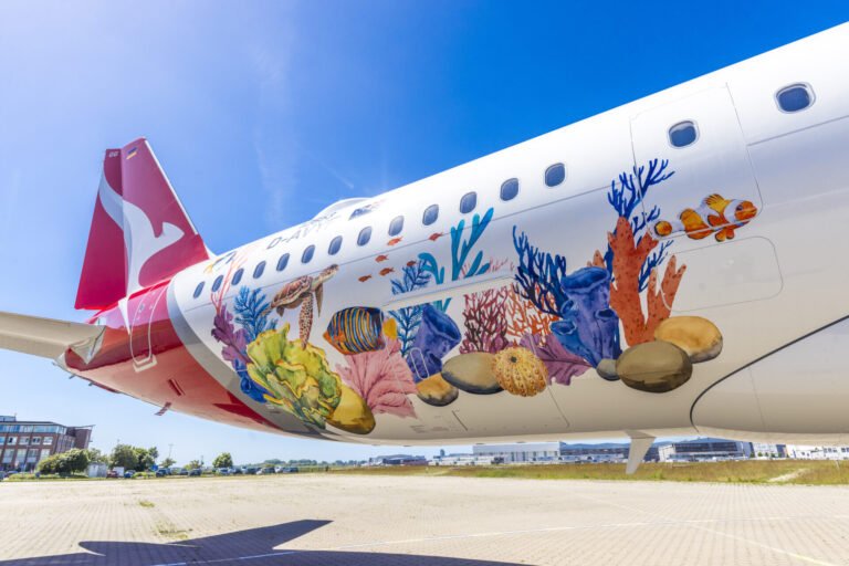 Qantas: A321XLR mit Great-Barrier-Reef-Lackierung vorgestellt Qantas: A321XLR mit Great-Barrier-Reef-Lackierung vorgestellt