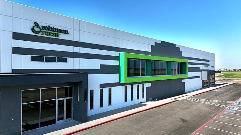 Robinson Fresh opens border cold-chain hub as Mexico produce imports grow Robinson Fresh opens border cold-chain hub as Mexico produce imports grow