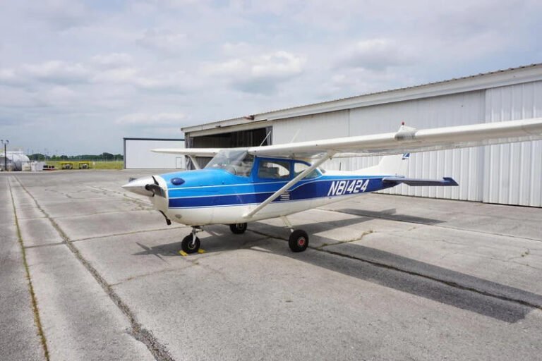 1967 Cessna 172 Skyhawk [Credit: R3 Aviation]