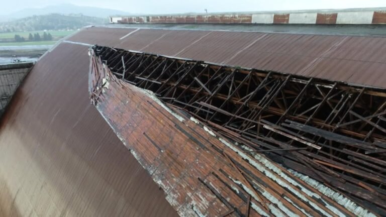 Tillamook Port Board Votes Against Hangar B Roof Repairs