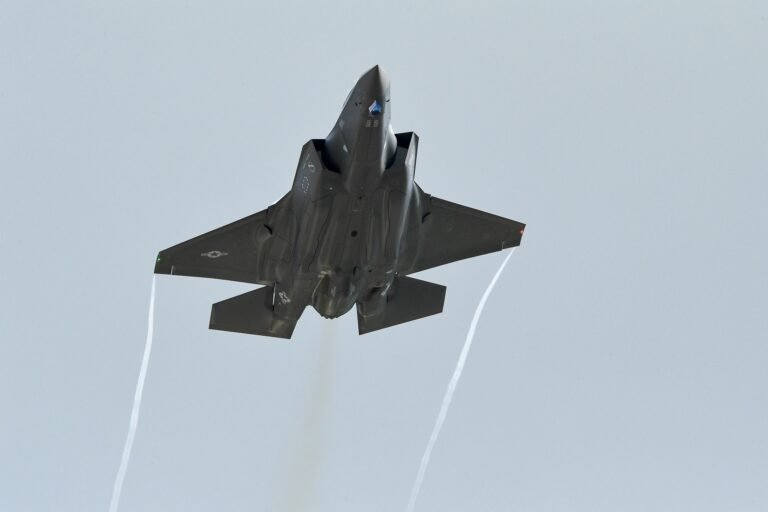 US pauses Canada defense pact amid F-35 dispute