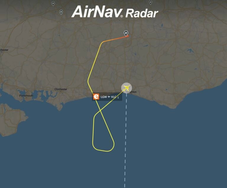 easyJet flight U28013 is declaring an emergency and returning to Gatwick easyJet flight U28013 is declaring an emergency and returning to Gatwick