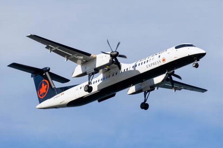 Air Canada flight diverts after captain suffers ‘seizure’
