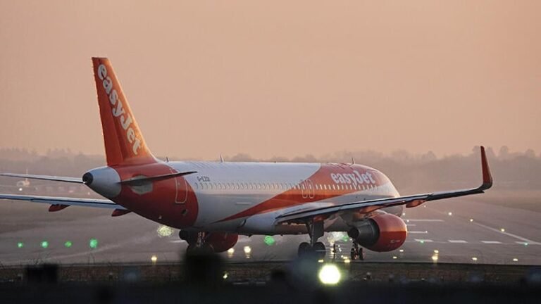 Castlelake’s EasyJet Bid Could Shake Up European Airline Landscape EasyJet Airbus A320
