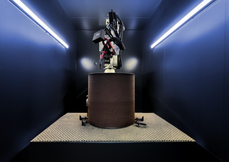 DEEP Manufacturing and Fortius Metals target production-scale multi-material WAAM Synchronized multi-robot wire arc additive manufacturing (WAAM) system. Photo via DEEP Manufacturing.