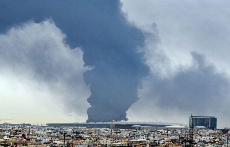 Daily Memo: A World Of Mini Wars Is The Next Airline Industry Challenge Smoke billows following a strike at a fuel depot at Kuwait International Airport in Farwaniya Governorate, Kuwait, March 25, 2026