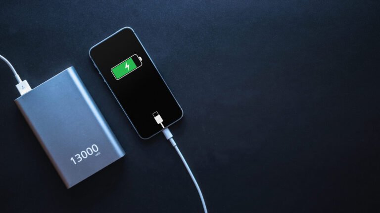 Darf man eine Powerbank mit ins Flugzeug nehmen? Darf man eine Powerbank mit ins Flugzeug nehmen?