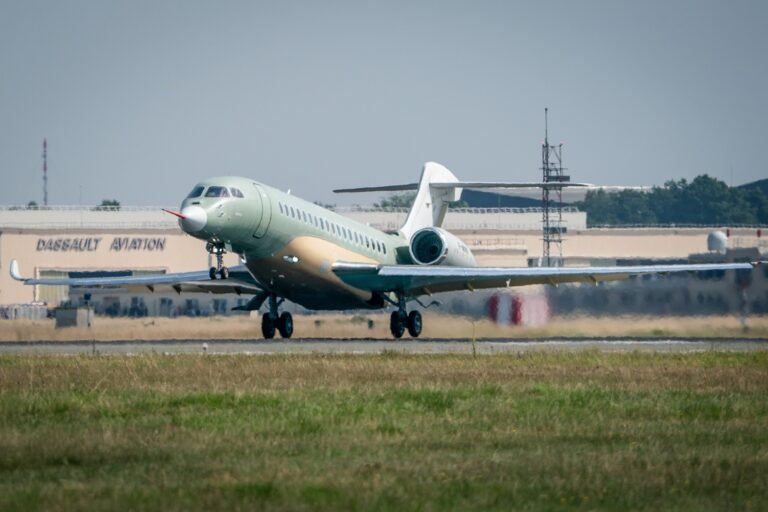 Dassault Falcon 10X Completes First Flight Dassault Falcon 10X Completes First Flight