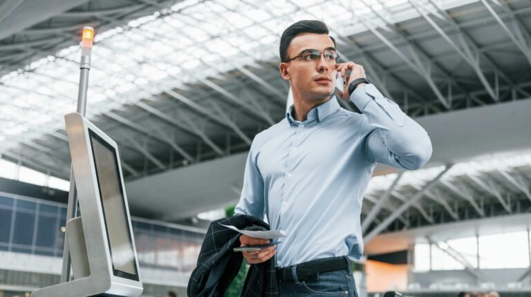 EU lawmakers secure deal on updated air passenger rights EU lawmakers secure deal on updated air passenger rights