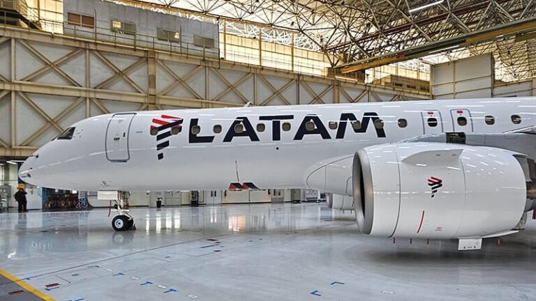 LATAM livery on an Embraer 195-E2