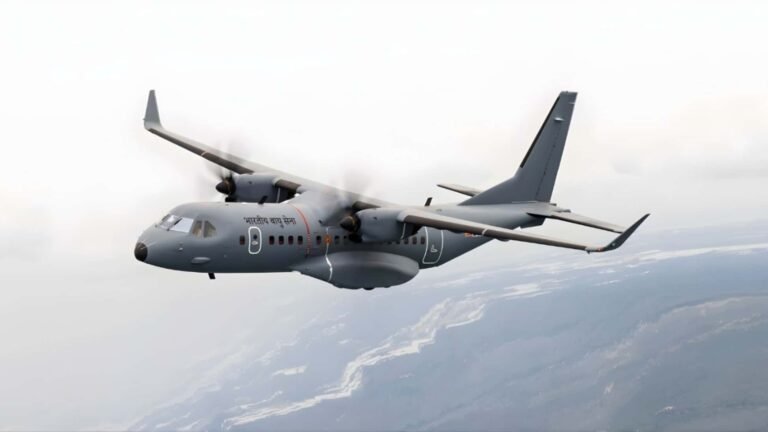 Erste in Indien montierte C-295 fliegt Erste in Indien montierte C-295 fliegt