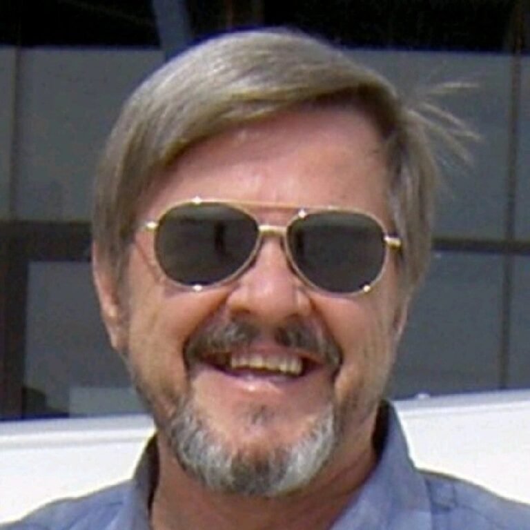 Rick Adams, a leading aerospace expert specializing in the areas of training, simulation, artificial intelligence, and safety. Adams is a Fellow of the Royal Aeronautical Society and wrote The Robot in the Simulator (2024), focused on AI best practices in aviation training. (Photo: LinkedIn webpage)
