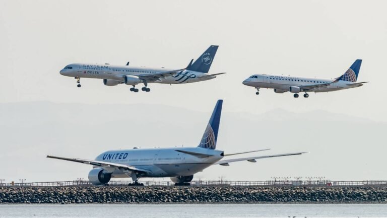 FAA To Introduce “New Flight Procedure” In San Francisco After Banning Parallel Landings FAA To Introduce “New Flight Procedure” In San Francisco After Banning Parallel Landings