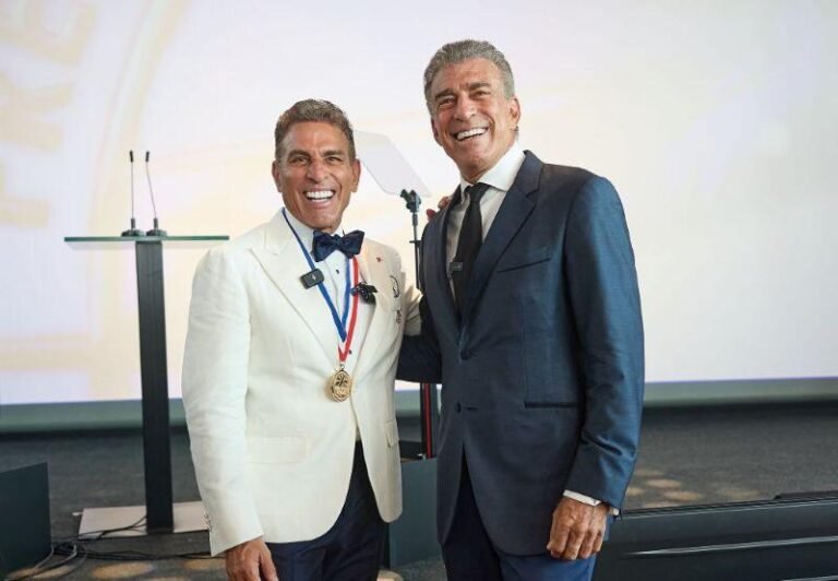 Flexjet Buys Varsano’s The Jet Business In Expansion Move Flexjet founder Kenn Ricci, left, with The Jet Business founder Steve Varsano.