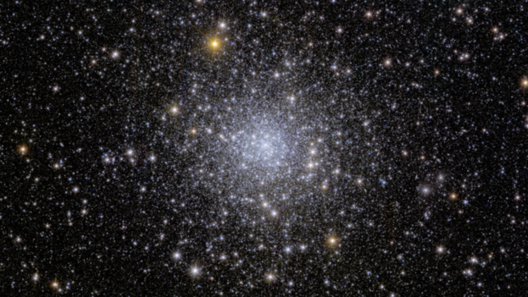 Glittering star cluster image reveals missing patch of stars: ‘We were not looking for the gap, but we found it’ A glittering bundle of stars against the darkness of space.