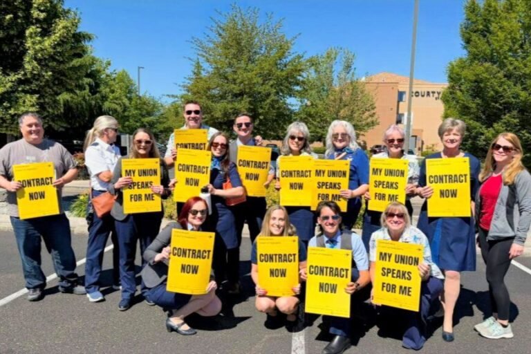 Horizon flight attendants authorize strike Horizon flight attendants authorize strike