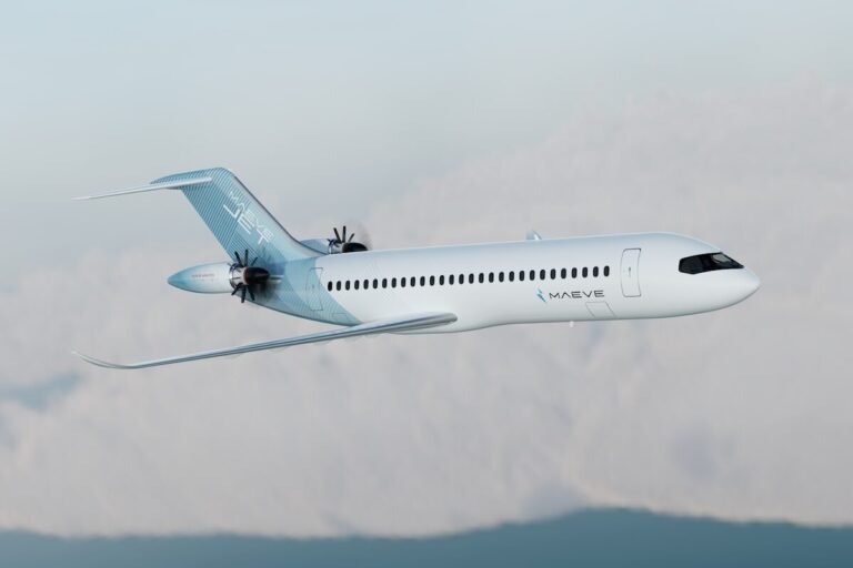 Maeve Aerospace collapses after SkyWest-backed plan stalls Maeve Aerospace collapses after SkyWest-backed plan stalls