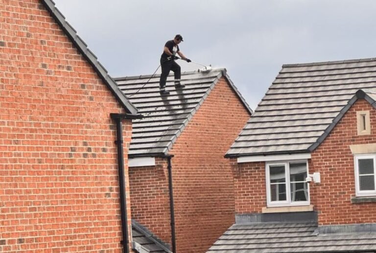 Man on a hot ti.. roof