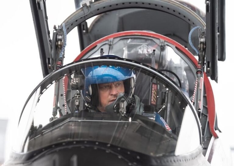 NASA’s Artemis III Crew Includes A Veteran Backup Ready For Challenges bob hines