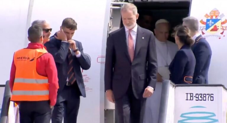 Pope Leo’s return to Rome delayed after Iberia was forced to ground the A320 aircraft