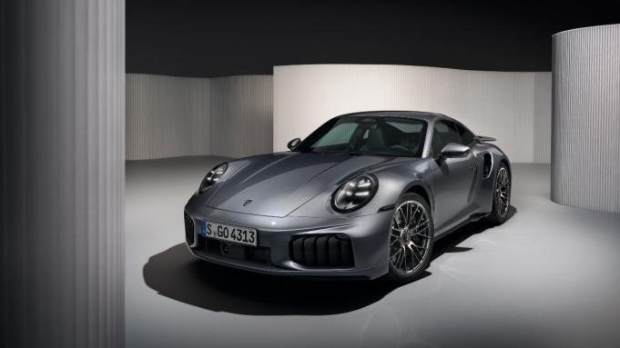 Porsche CEO Says There Are No Plans for a Fully Electric 911 Porsche CEO Says There Are No Plans for a Fully Electric 911