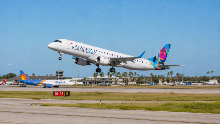 This Tiny US Airport Confirms 1st International Flights In 3 Years