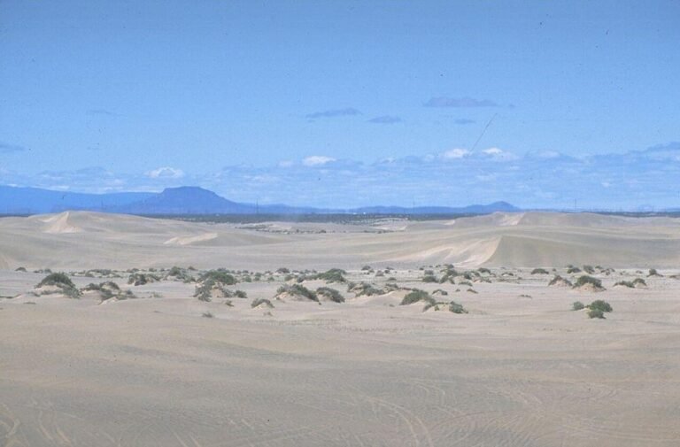 U.S. Air Force Seeks Subsystem For Oregon-Based Warning Radar christmas valley