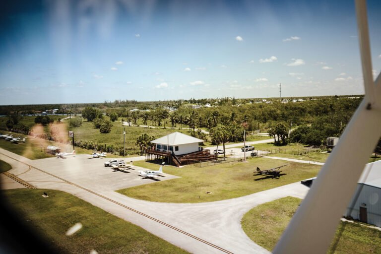 A flight into the Everglades provides pilots with a rare and laid-back style of recreation. From mom-and-pop seafood restaurants to fly-in shooting ranges and plenty of animal sightings, the area offers a relaxed pace, beautiful scenery, endless waterways, unique adventures, and unforgettable sunsets. [Credit: Jon Whittle]