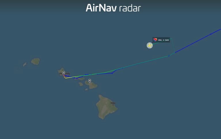 A Southwest Airlines Boeing 737 MAX 8 is declaring an emergency and returning to Honolulu A Southwest Airlines Boeing 737 MAX 8 is declaring an emergency and returning to Honolulu