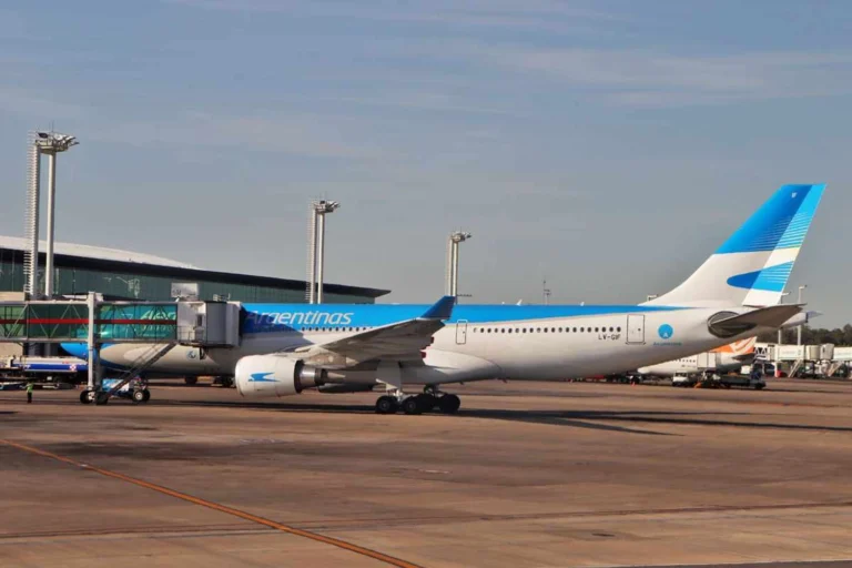 Aerolíneas Argentinas orders A330neos and Boeing 737 MAX 10s Air Data News