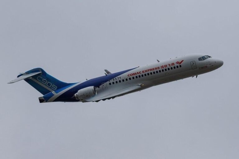 Air Cambodia Orders 20 Comac C909 Regional Jets C909