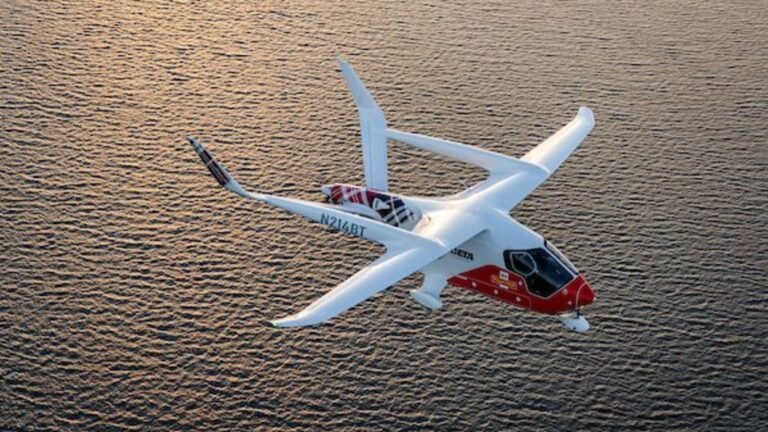AirVenture bets its future on the electric aircraft chasing FAA approval AirVenture bets its future on the electric aircraft chasing FAA approval