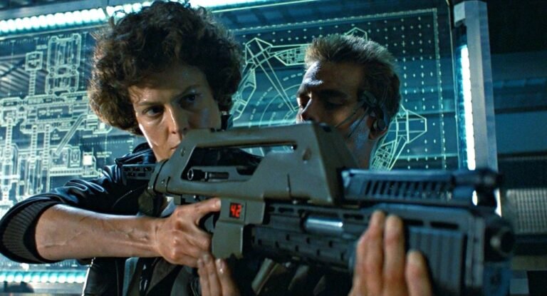 Screenshot from the 1986 sci-fi movie "Aliens"