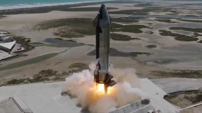 Are Tech Workers Taking Over Private Aviation? SpaceX Starship rocket