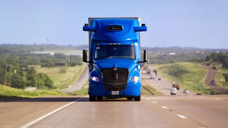 Aurora launches second-generation driverless trucks in USA Aurora launches second-generation driverless trucks in USA