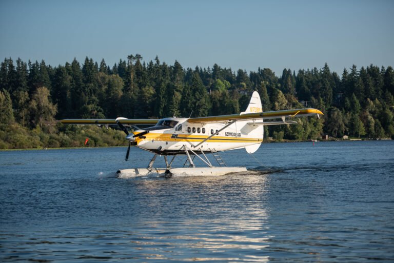 Kenmore Air seaplane in operaton [Credit: Kenmore Air]
