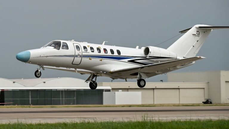 Cessna's CJ3 Gen3 takes flight, completing the Gen3 light-jet trio Cessna's CJ3 Gen3 takes flight, completing the Gen3 light-jet trio