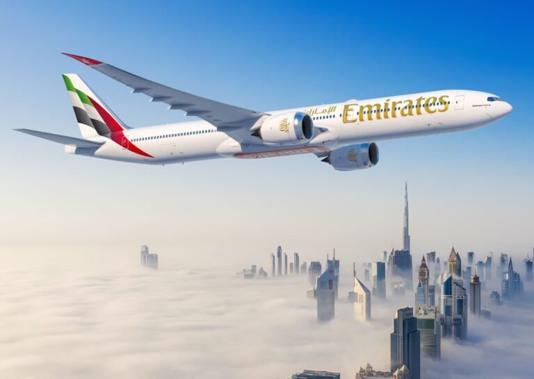 Emirates’ Clark confident Boeing will explore larger 777X as he waits to see carrier’s first -9