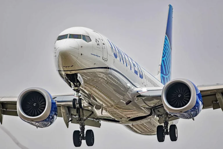 FAA restores Boeing’s authority to certify new 737 MAX and 787 deliveries Air Data News