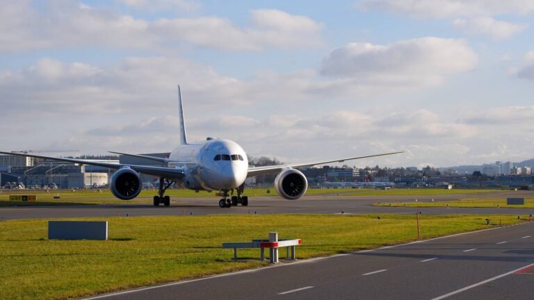 GE Backs Boeing 787 Dreamliner Production Increase By Boosting Engine Shipments By 30% GE Backs Boeing 787 Dreamliner Production Increase By Boosting Engine Shipments By 30%