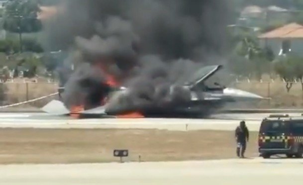 Hellenic Air Force F-16 caught fire after belly landing at Zakynthos International Airport Hellenic Air Force F-16 caught fire after belly landing at Zakynthos International Airport