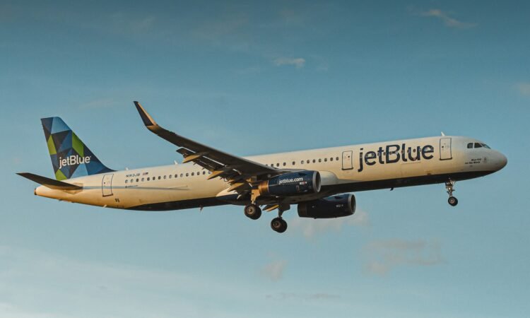 JetBlue pilot reports drone impact at JFK Airport – Unmanned airspace JetBlue pilot reports drone impact at JFK Airport – Unmanned airspace