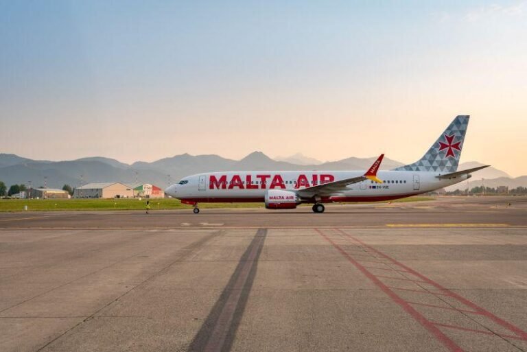 Malta Air jet