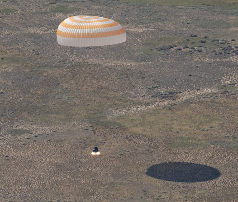 NASA Astronaut Chris Williams, Crewmates Return from Space Station The Soyuz MS-28 spacecraft is seen as it lands in a remote area near the town of Zhezkazgan, Kazakhstan