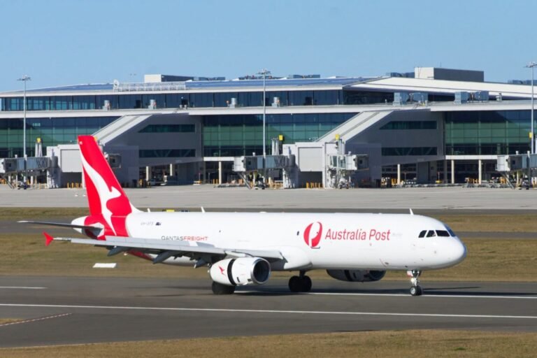 Qantas A321 first freighter to land at Western Sydney Qantas A321 first freighter to land at Western Sydney