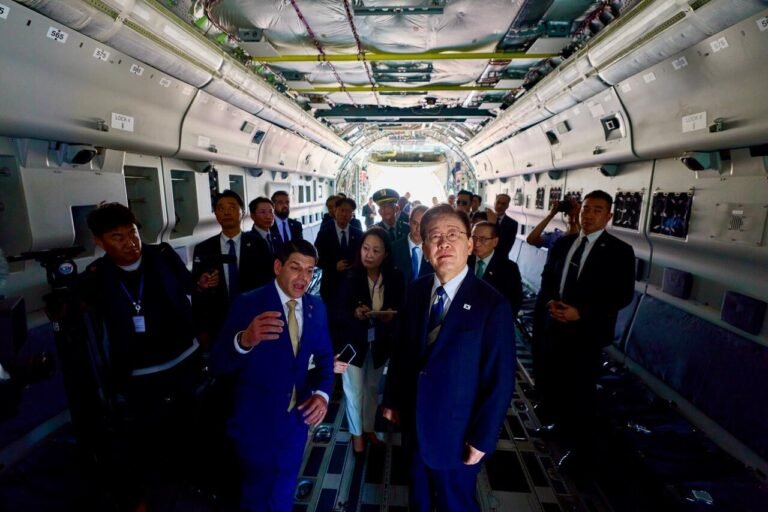 South Korean President Lee Jae-myung inside an Embraer C-390